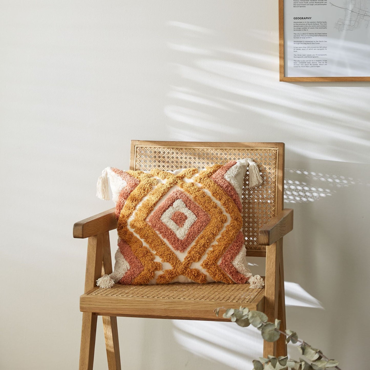 Eira Cushion